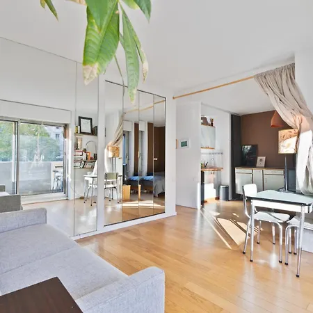 Republique Jemmapes Free Netflix Párizs